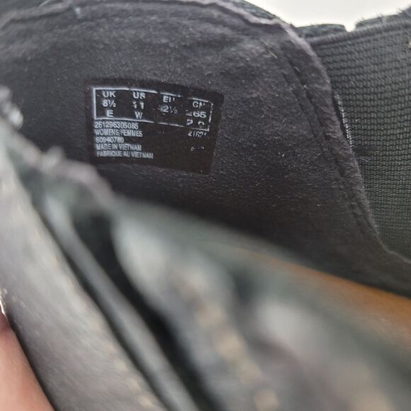 Clarks Black leather short booties with gusset - Picture 2 of 6